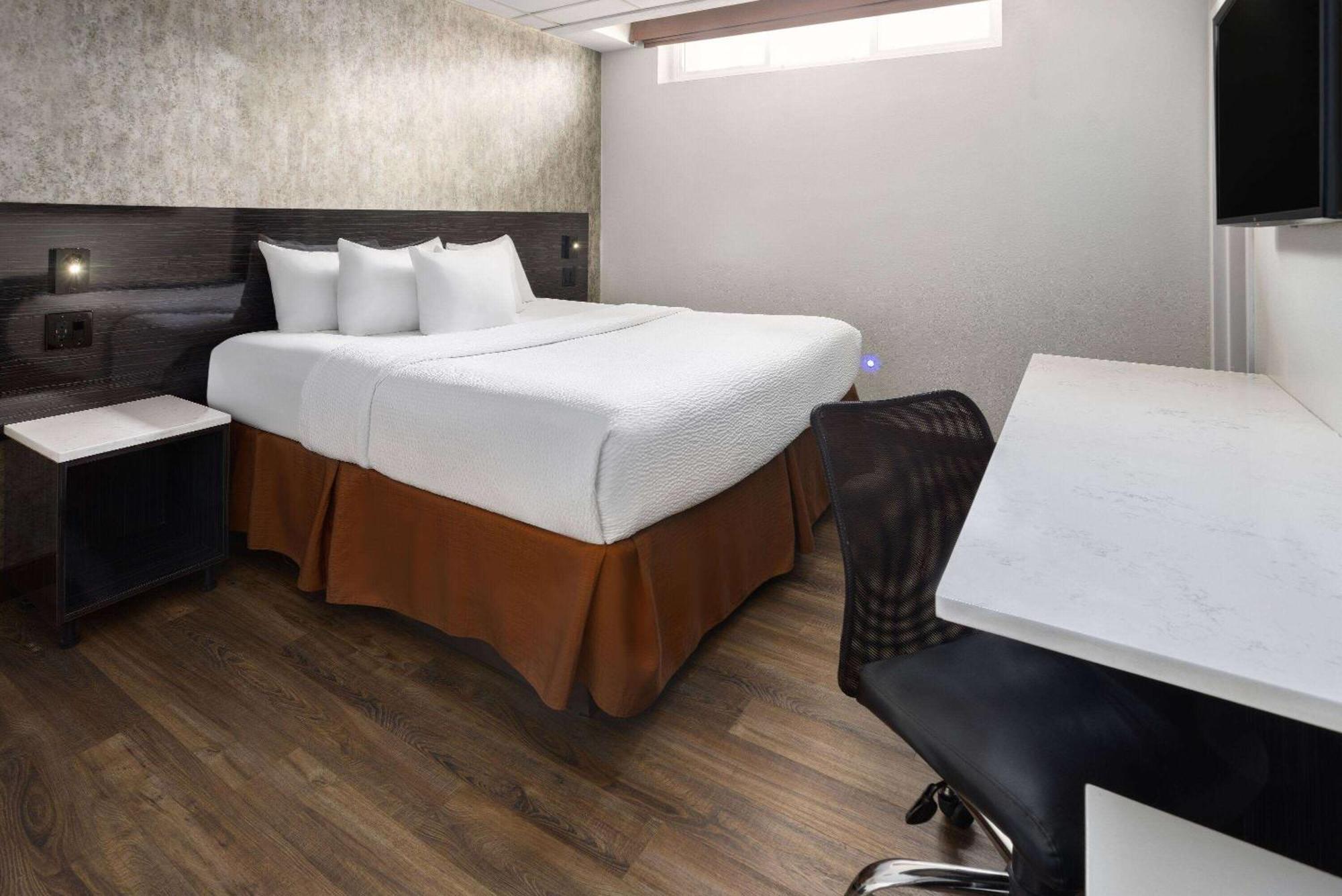 Hotel Ramada By Wyndham Bronx Nueva York Exterior foto