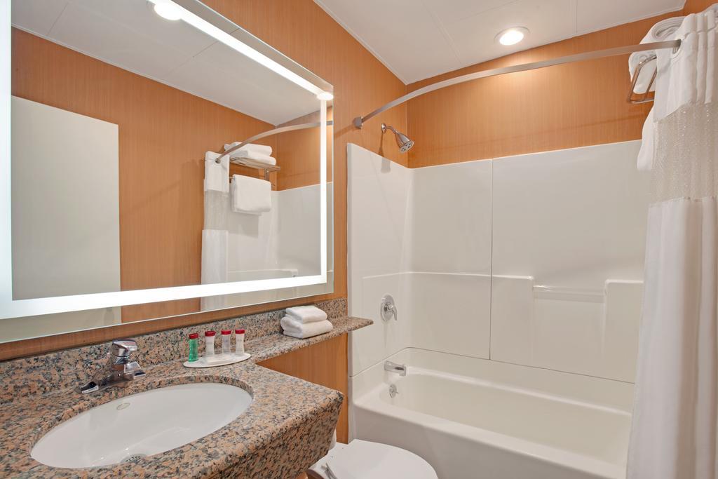Hotel Ramada By Wyndham Bronx Nueva York Habitación foto