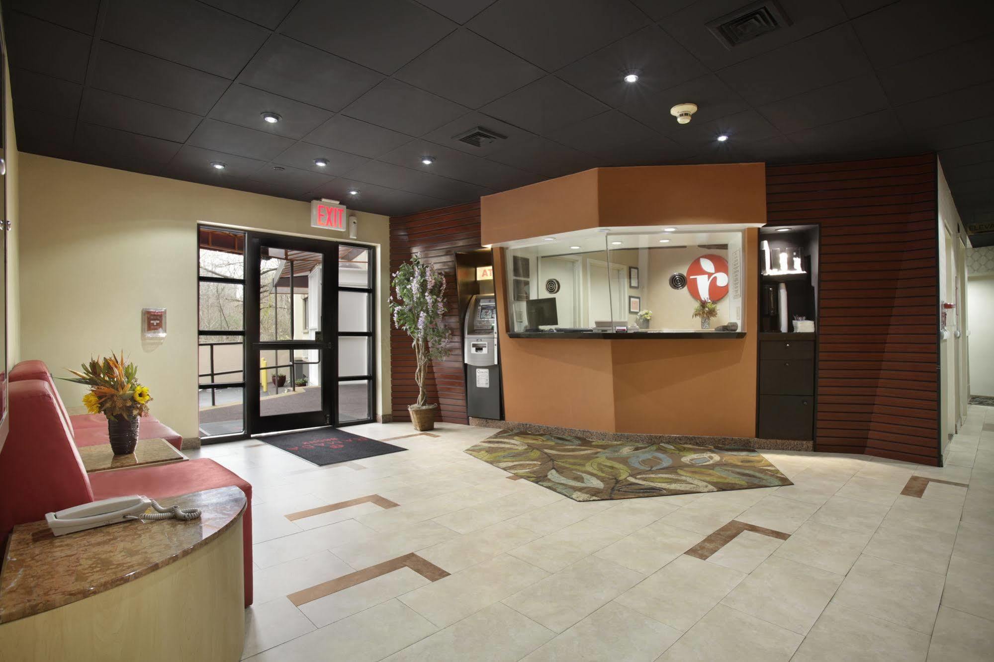 Hotel Ramada By Wyndham Bronx Nueva York Exterior foto
